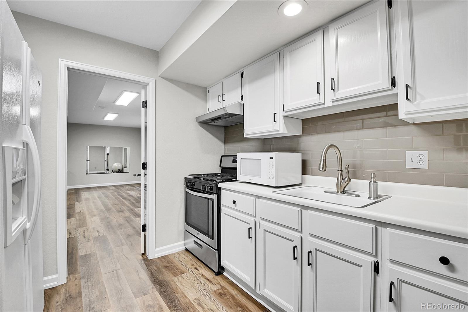 MLS Image #39 for 2295 s depew street,denver, Colorado