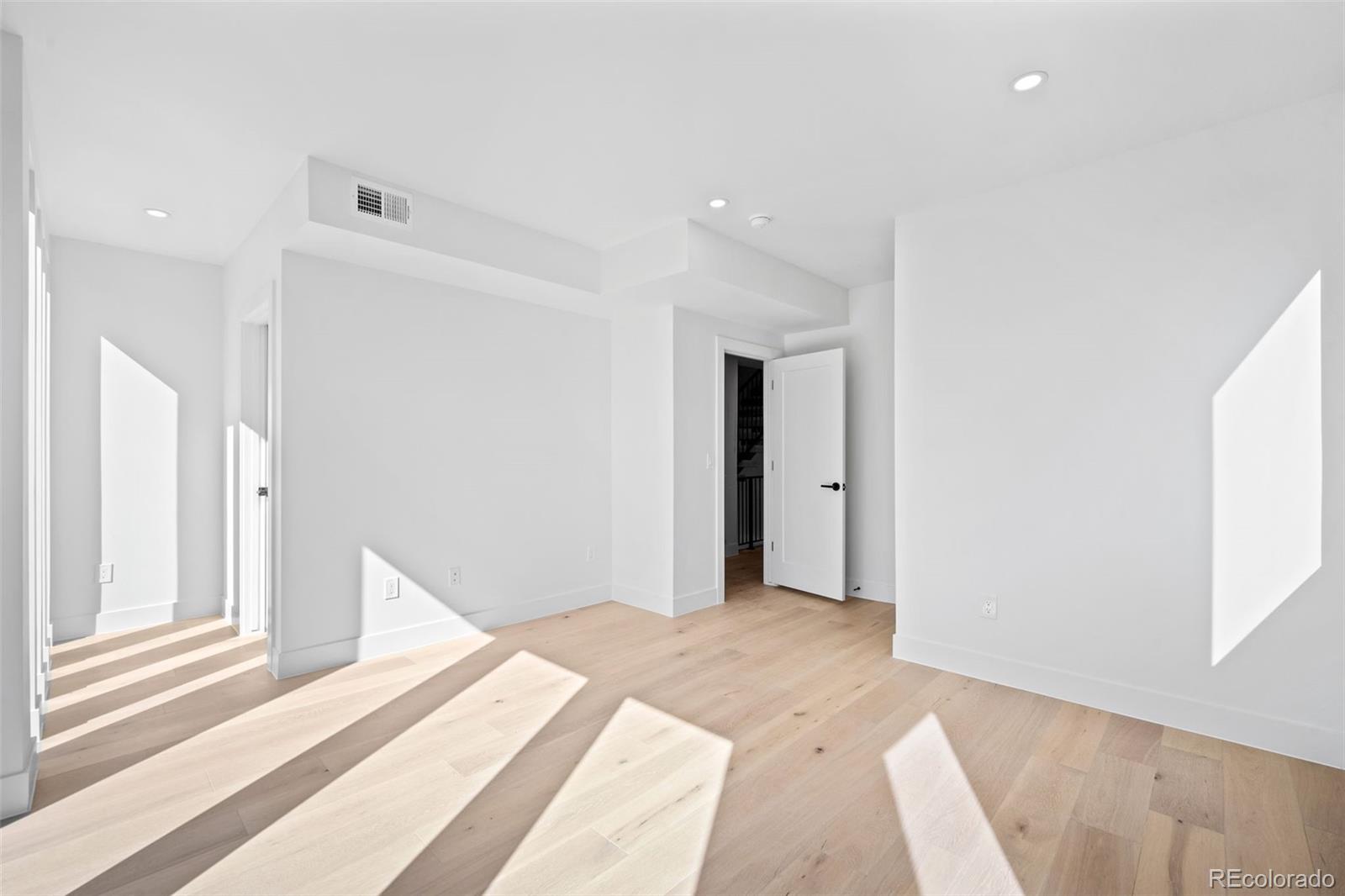 MLS Image #26 for 4236  zuni street ,denver, Colorado