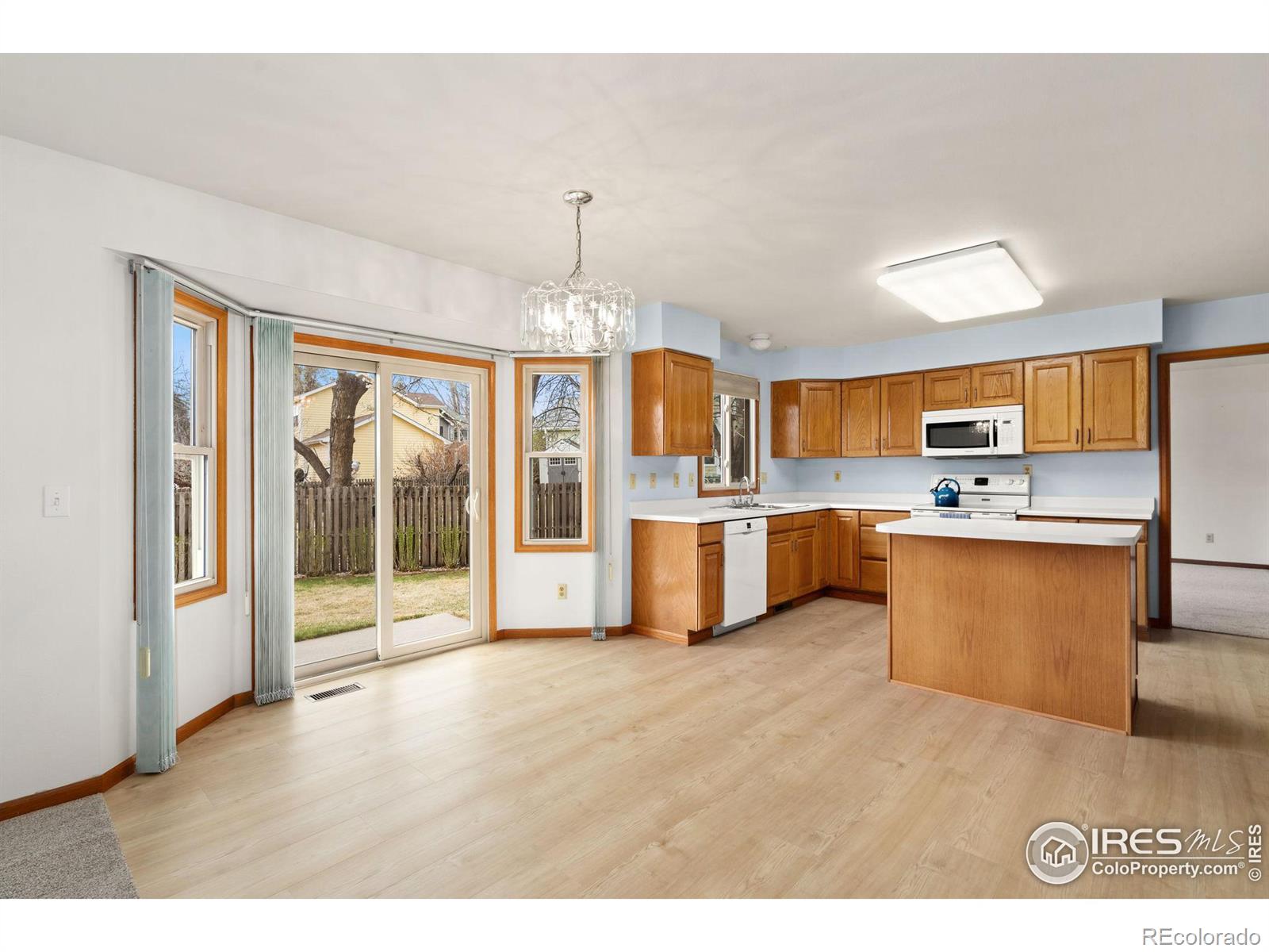 MLS Image #13 for 3914  century drive,fort collins, Colorado