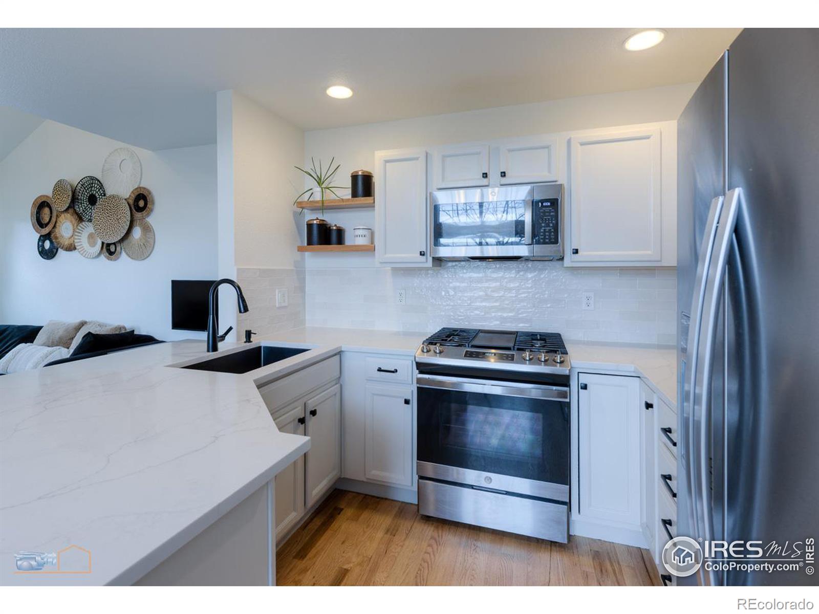 MLS Image #7 for 737  snowberry street,longmont, Colorado