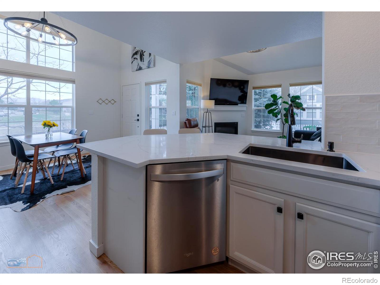 MLS Image #8 for 737  snowberry street,longmont, Colorado