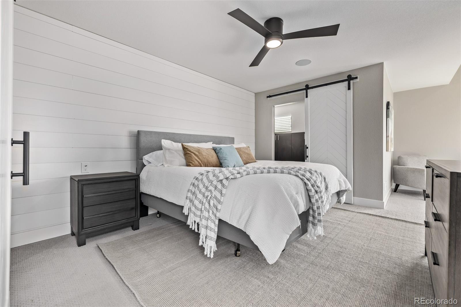 MLS Image #14 for 6660  fern drive,denver, Colorado