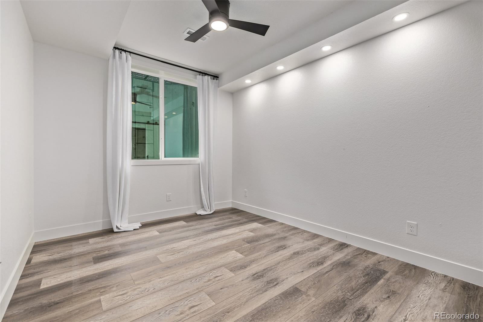 MLS Image #34 for 6660  fern drive,denver, Colorado