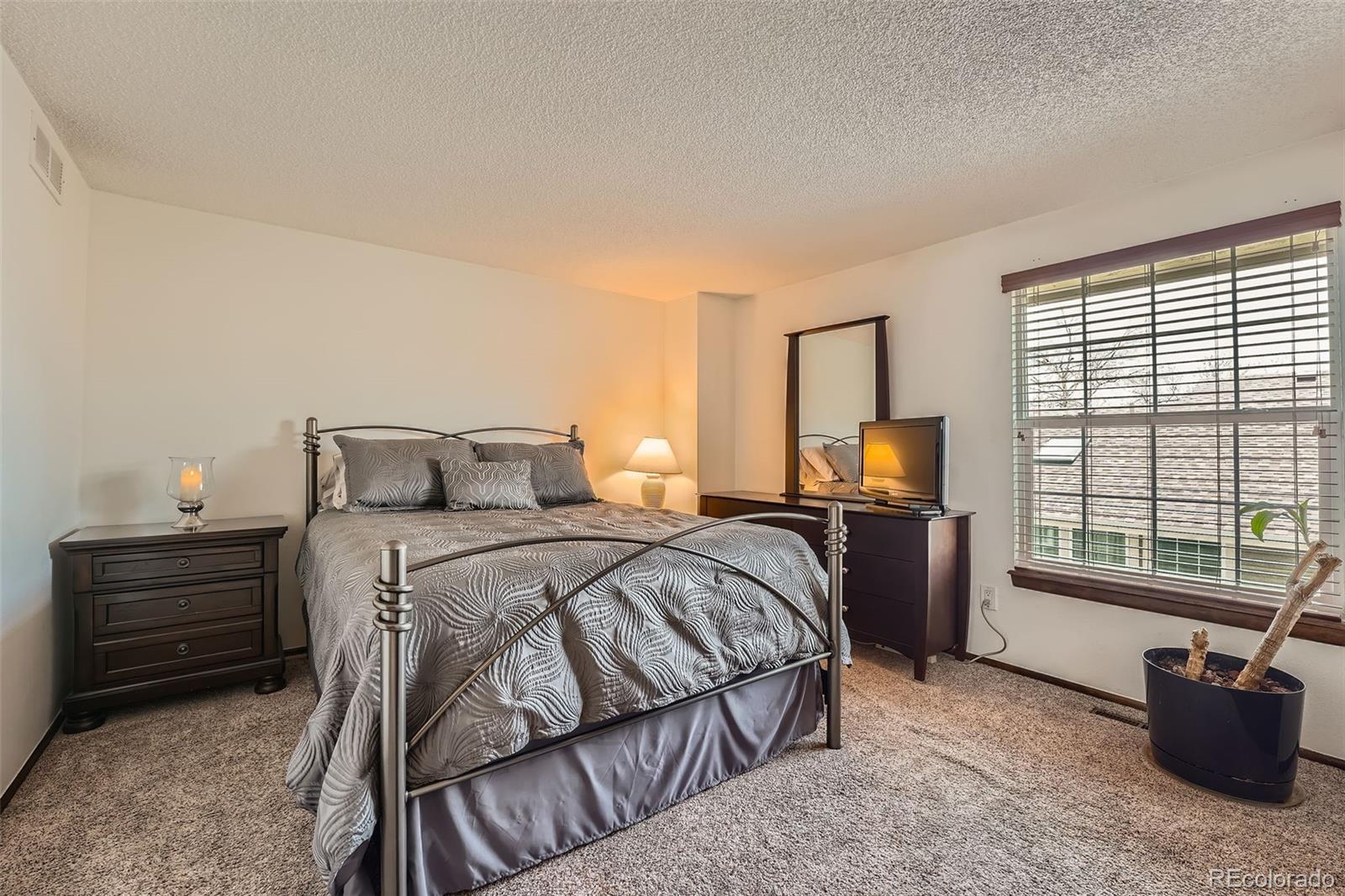 MLS Image #13 for 2090 s hannibal way,aurora, Colorado