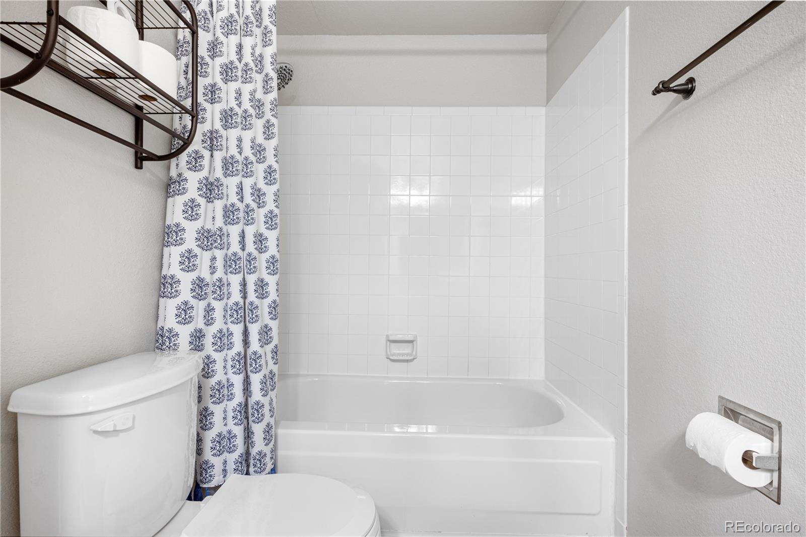 MLS Image #17 for 3656 s depew street 102,denver, Colorado