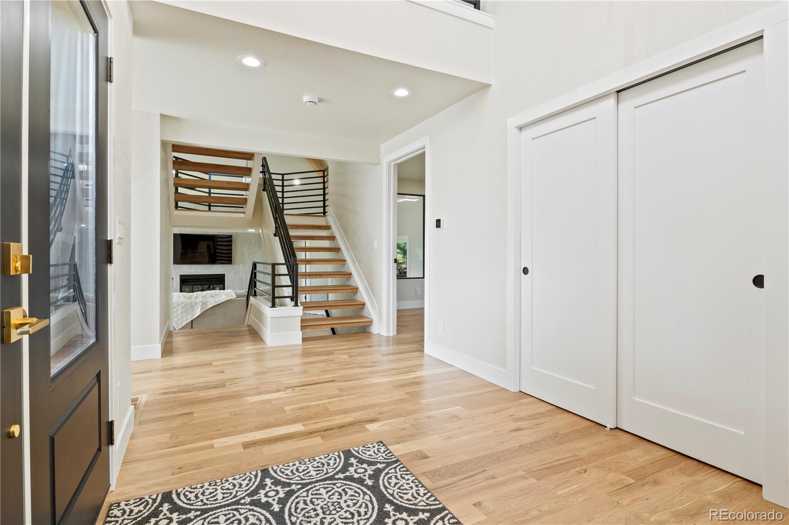 MLS Image #2 for 1427 w briarwood avenue,littleton, Colorado