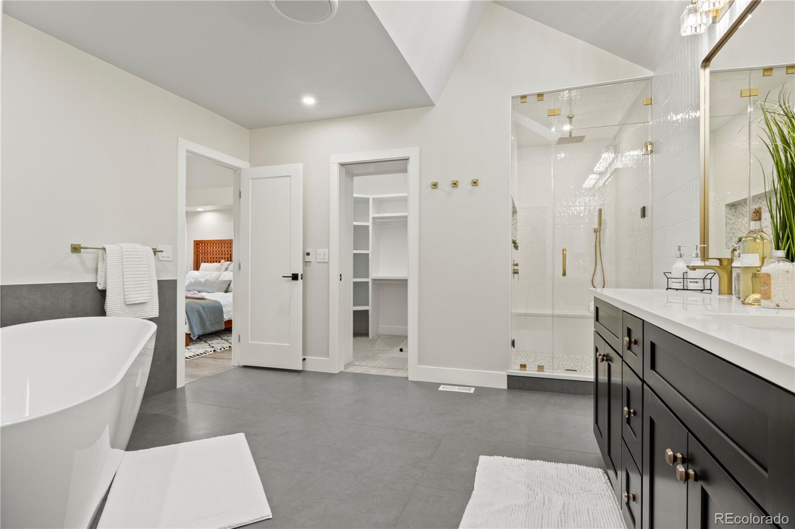 MLS Image #21 for 1427 w briarwood avenue,littleton, Colorado