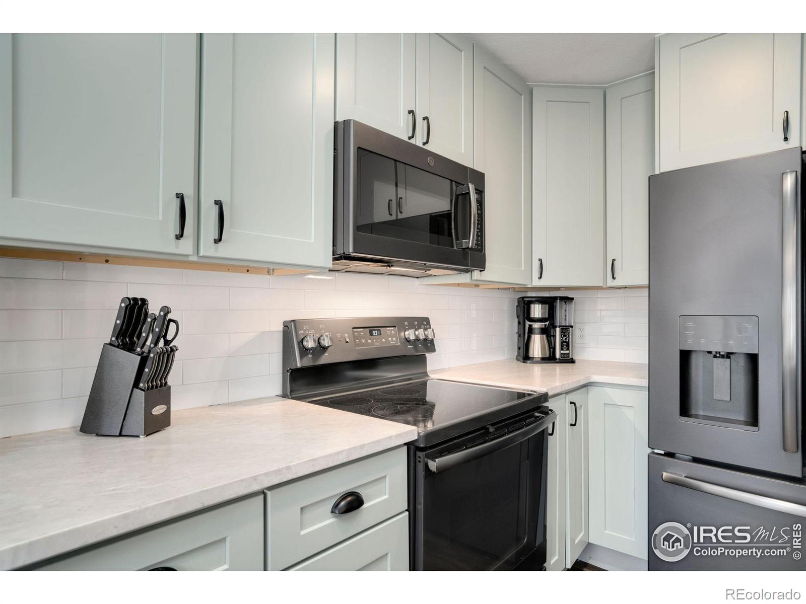 MLS Image #12 for 8015  holland court,arvada, Colorado