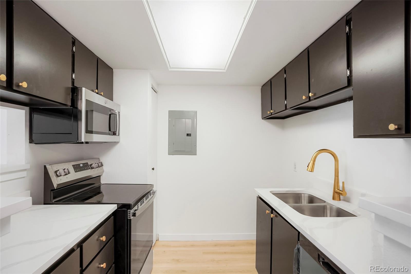 MLS Image #10 for 1842 s pitkin circle,aurora, Colorado
