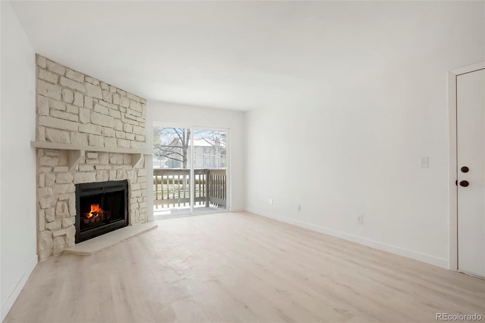 MLS Image #2 for 1842 s pitkin circle,aurora, Colorado
