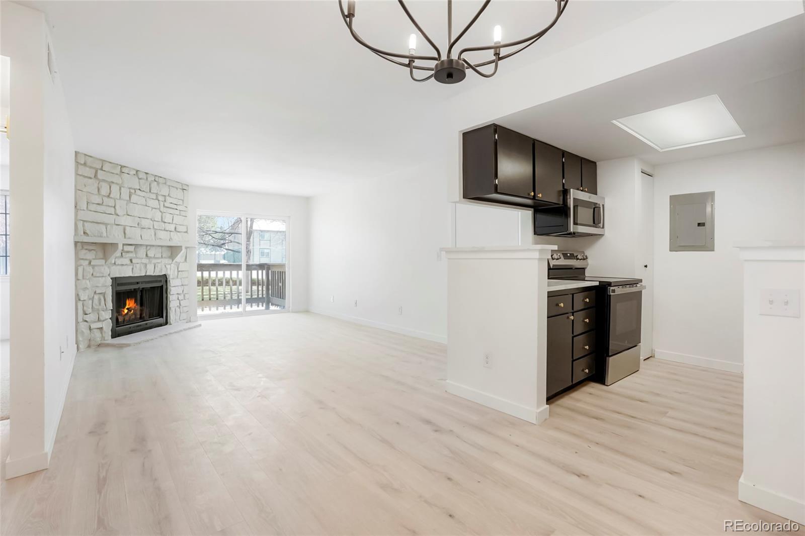 MLS Image #8 for 1842 s pitkin circle,aurora, Colorado