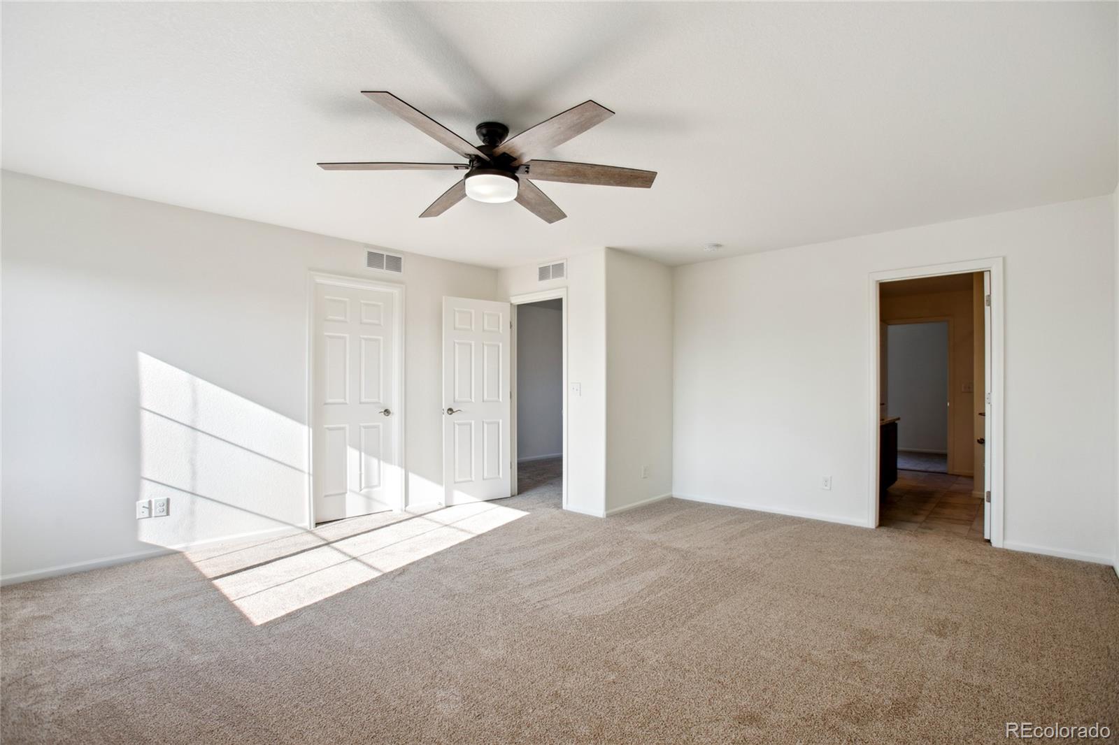 MLS Image #33 for 18824  robins drive,denver, Colorado
