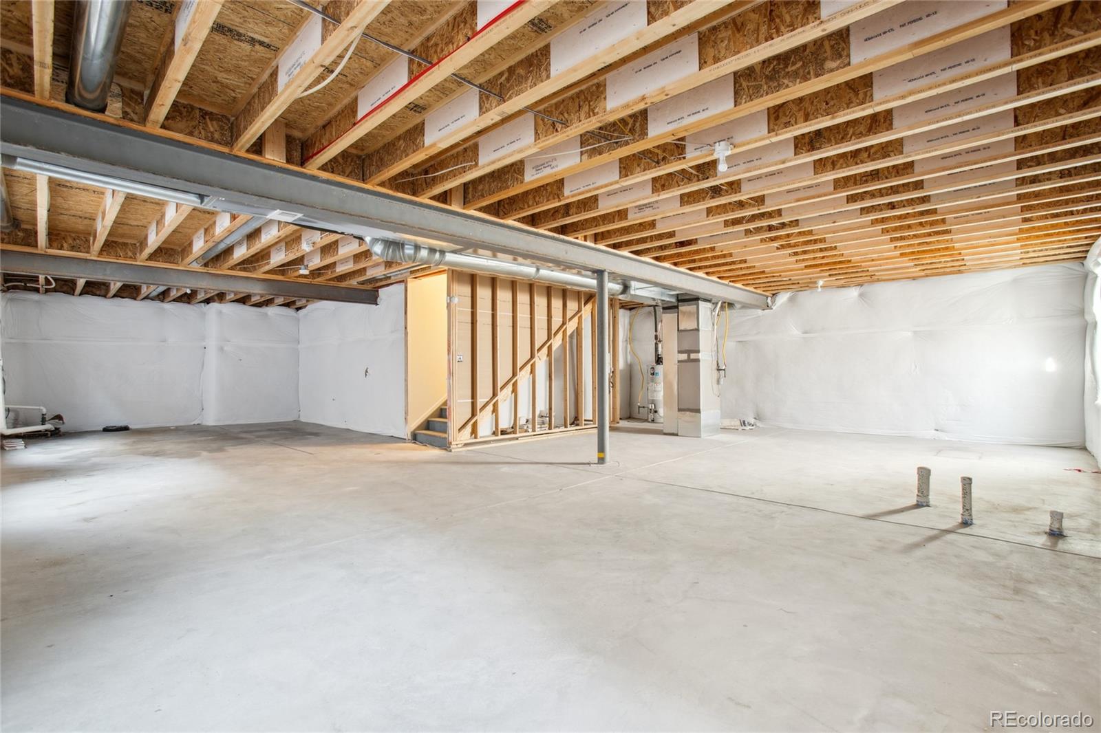 MLS Image #35 for 18824  robins drive,denver, Colorado
