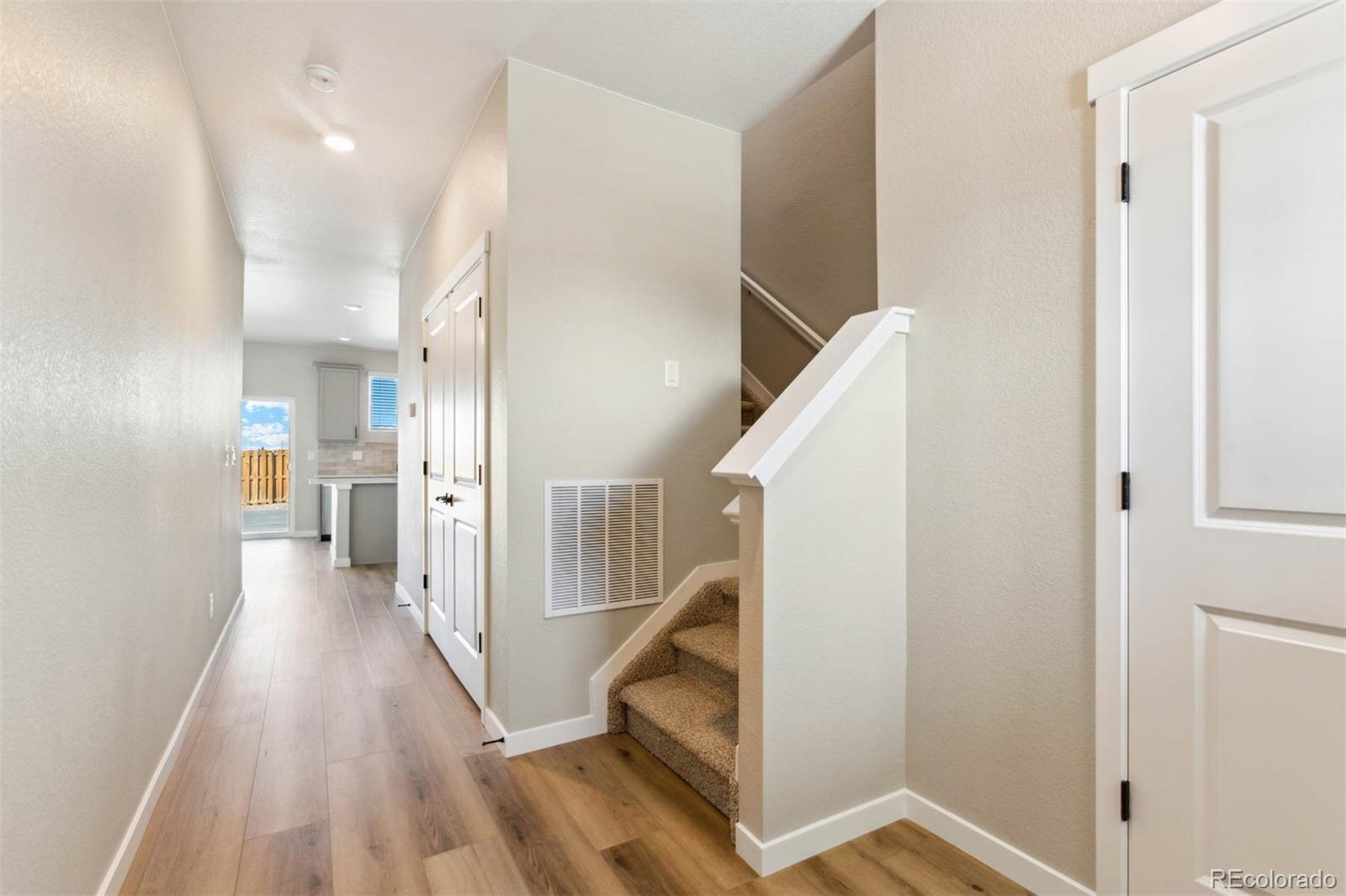 MLS Image #9 for 17883 e 94th place,commerce city, Colorado