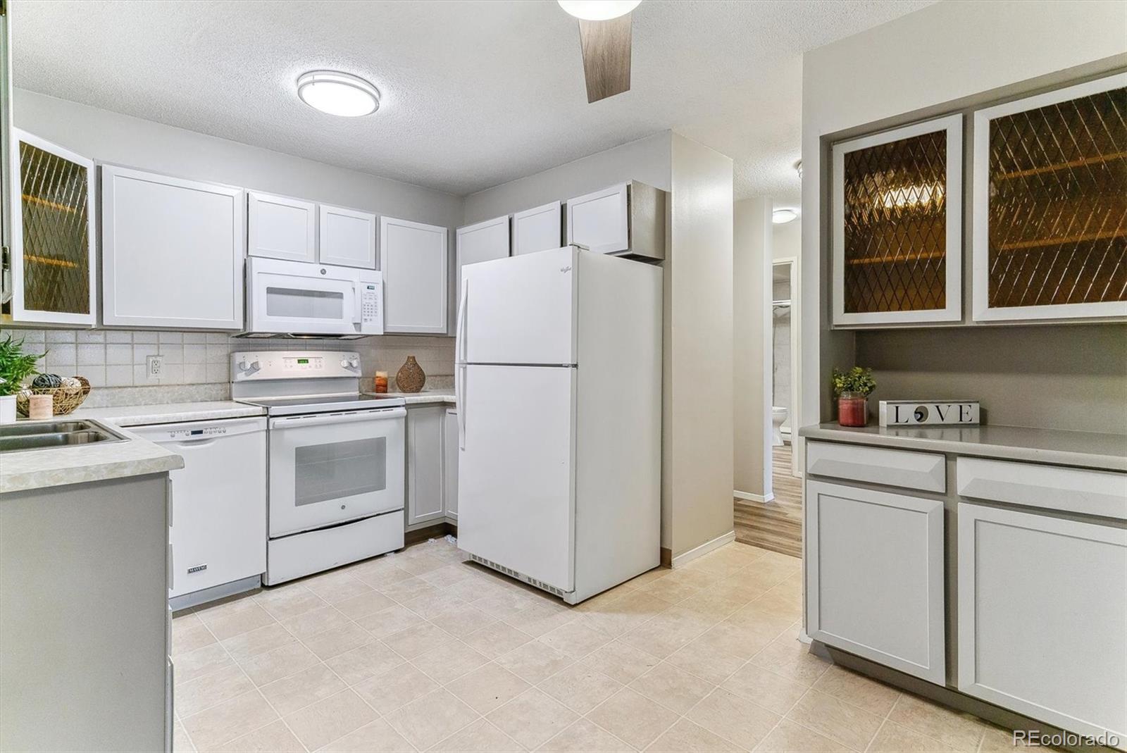 MLS Image #3 for 9385 e center avenue,denver, Colorado
