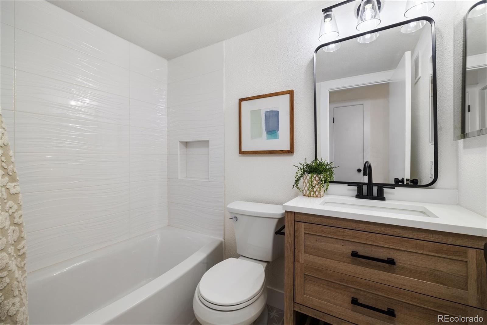 MLS Image #7 for 6495 e happy canyon road,denver, Colorado