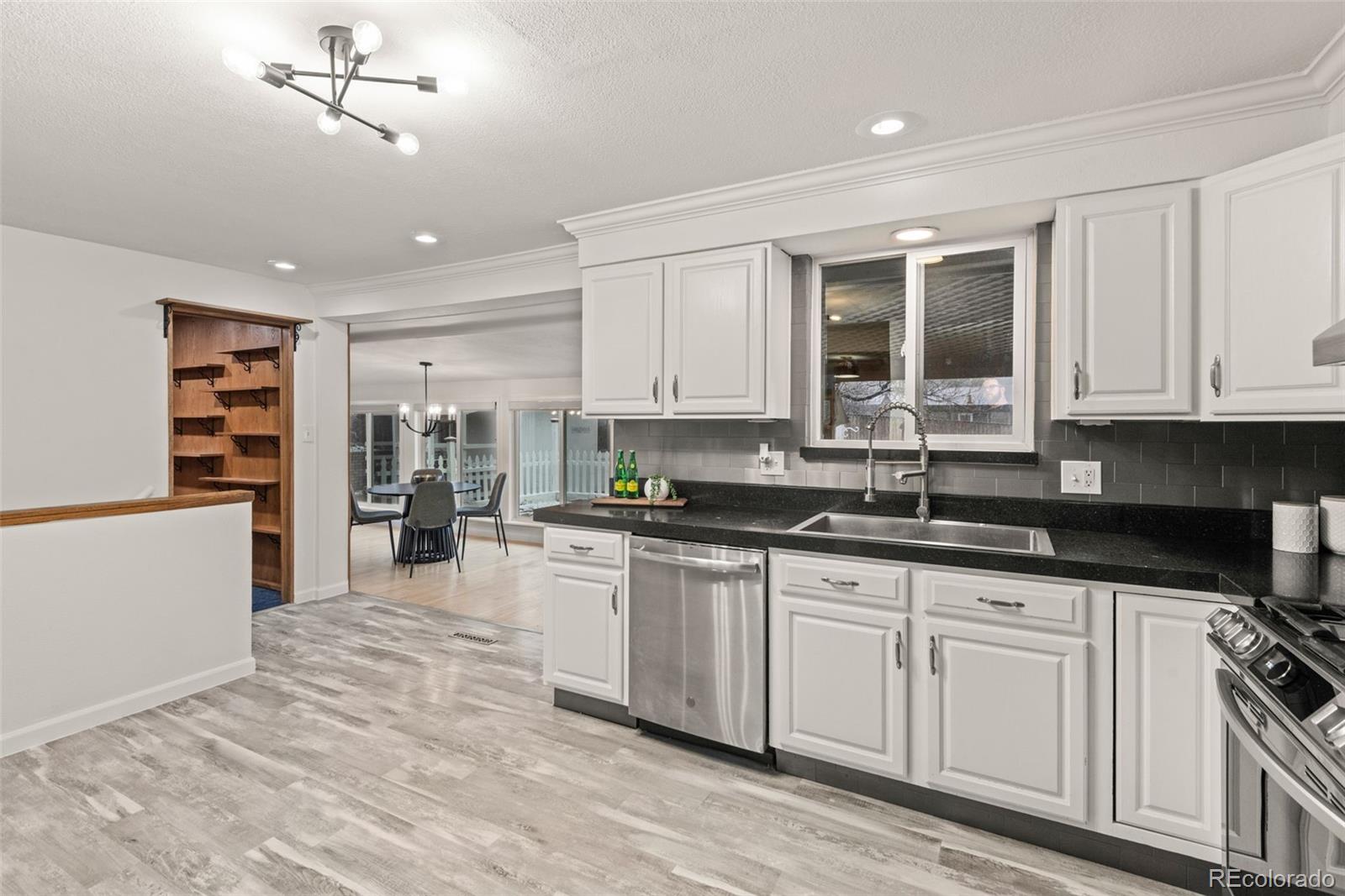 MLS Image #11 for 977 s reed street,lakewood, Colorado