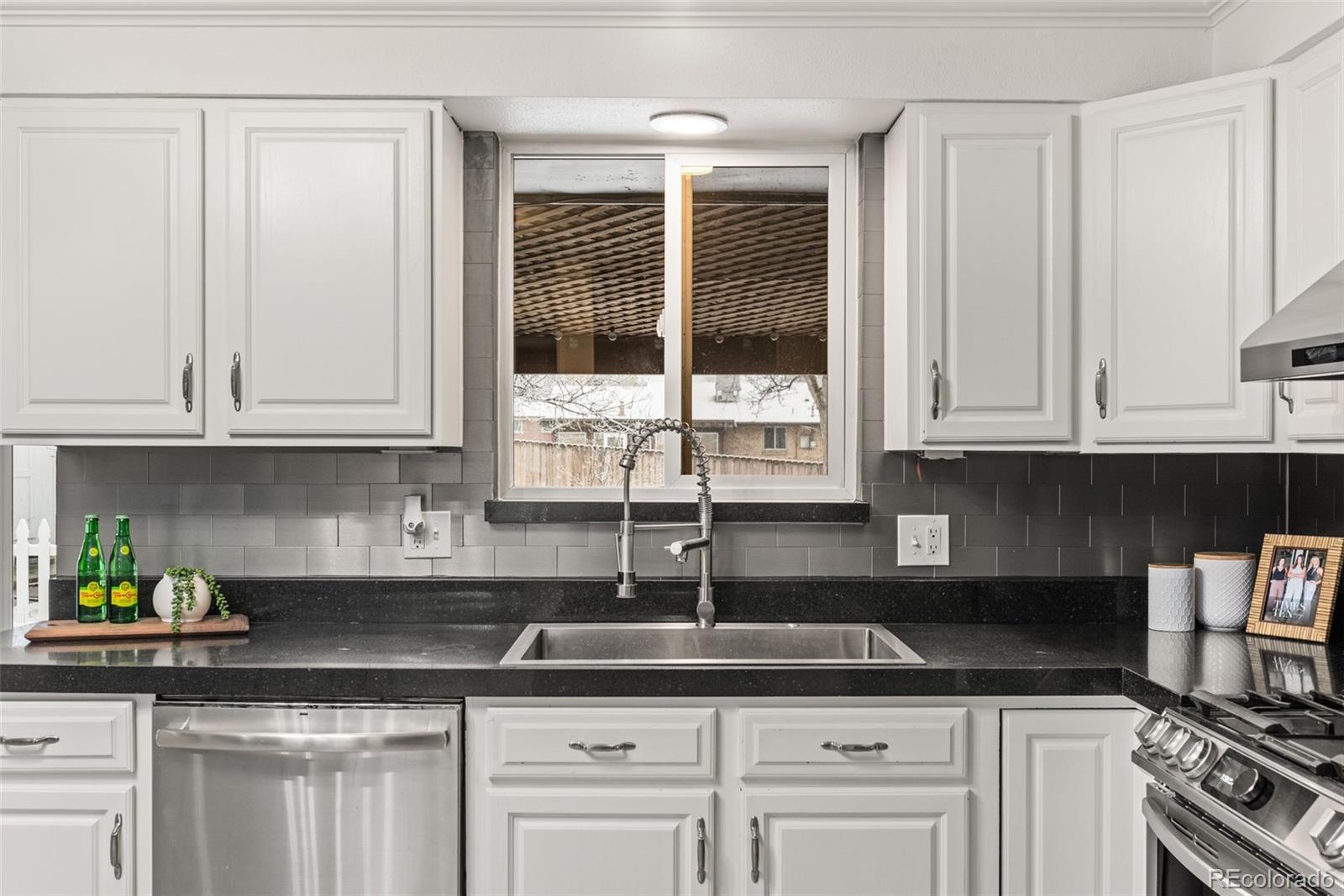 MLS Image #12 for 977 s reed street,lakewood, Colorado