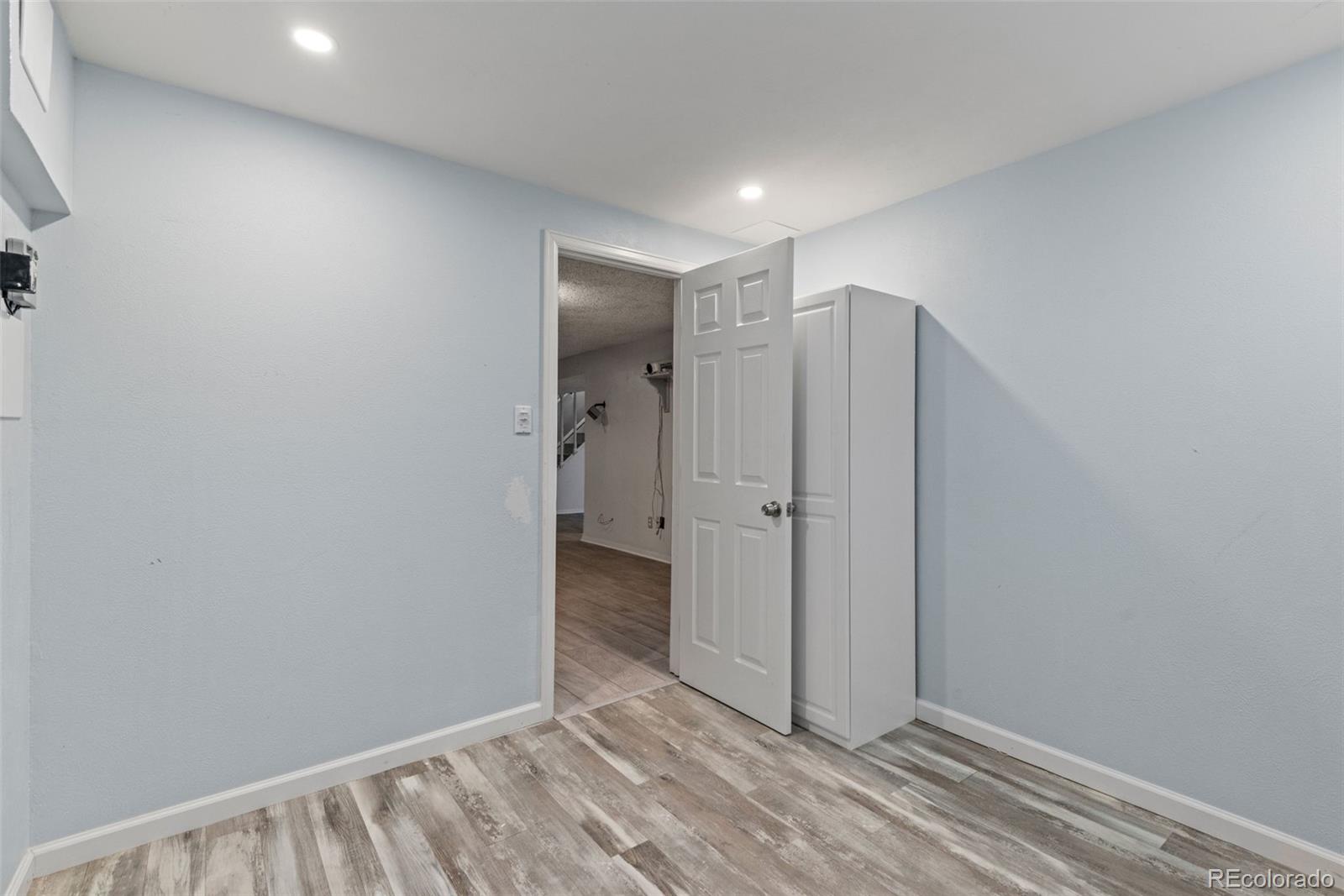 MLS Image #30 for 977 s reed street,lakewood, Colorado