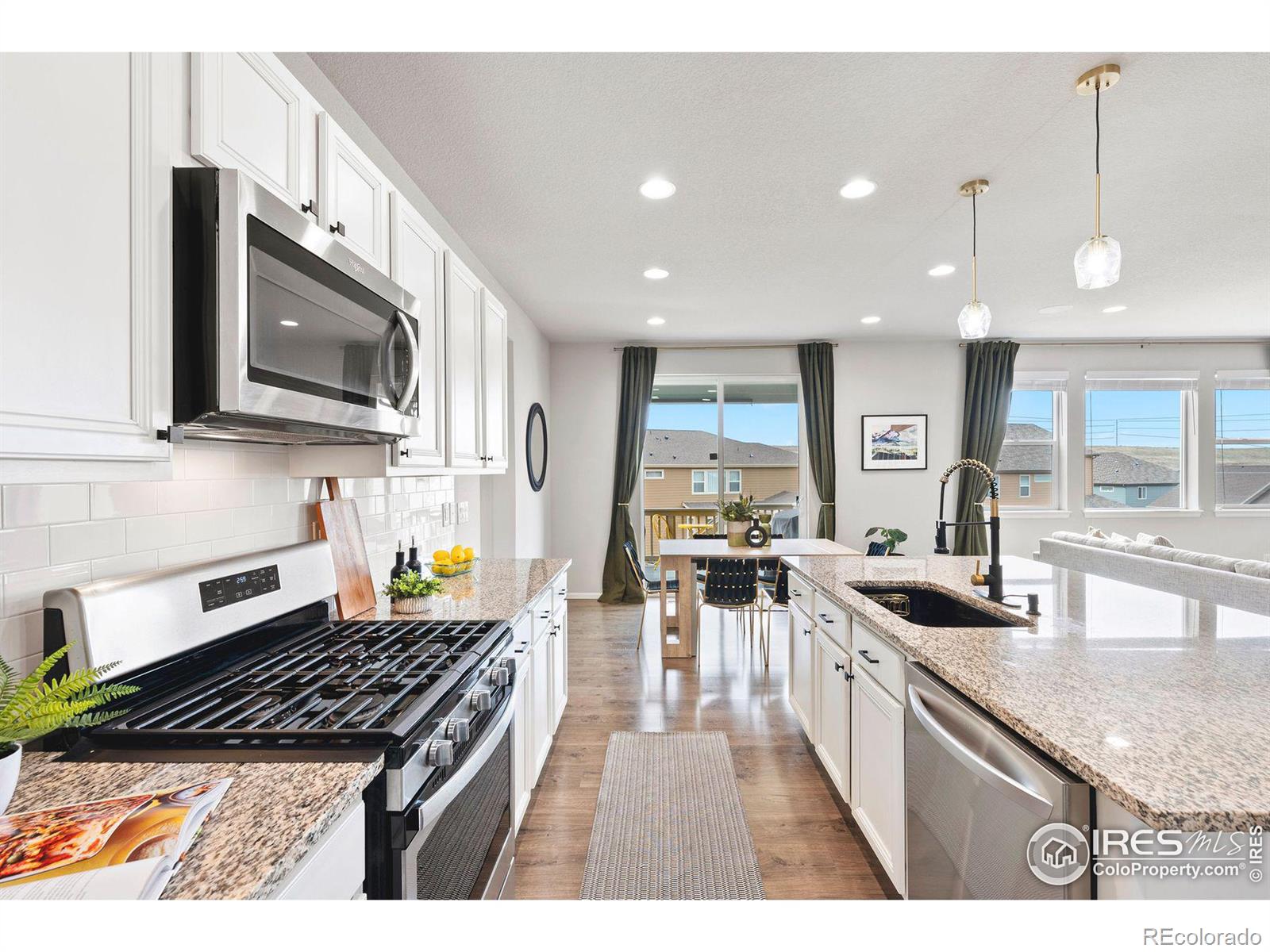 MLS Image #12 for 17949 w 94th drive,arvada, Colorado