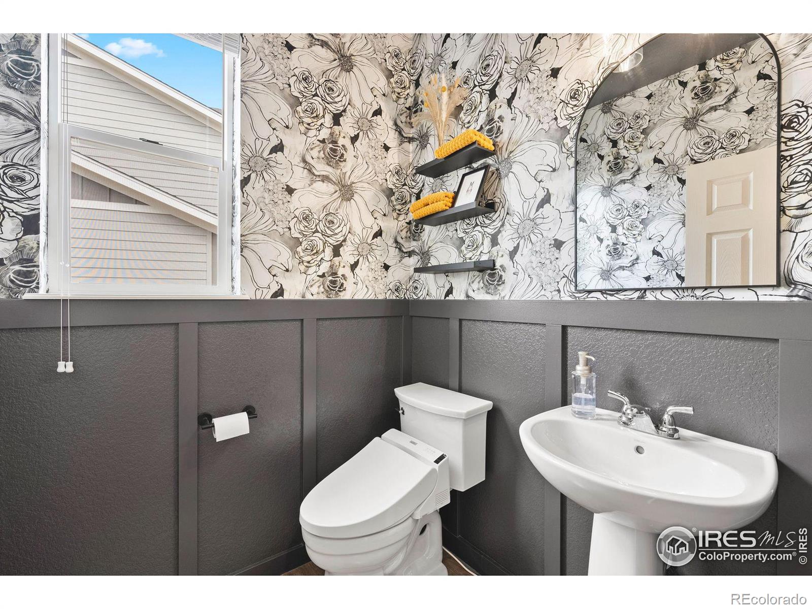MLS Image #17 for 17949 w 94th drive,arvada, Colorado