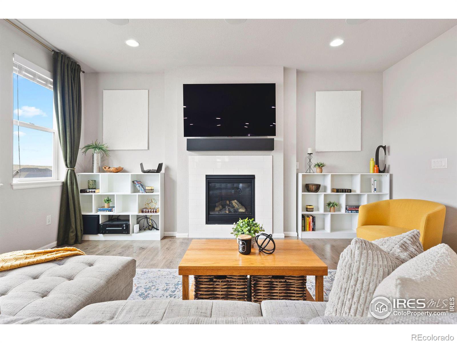 MLS Image #5 for 17949 w 94th drive,arvada, Colorado