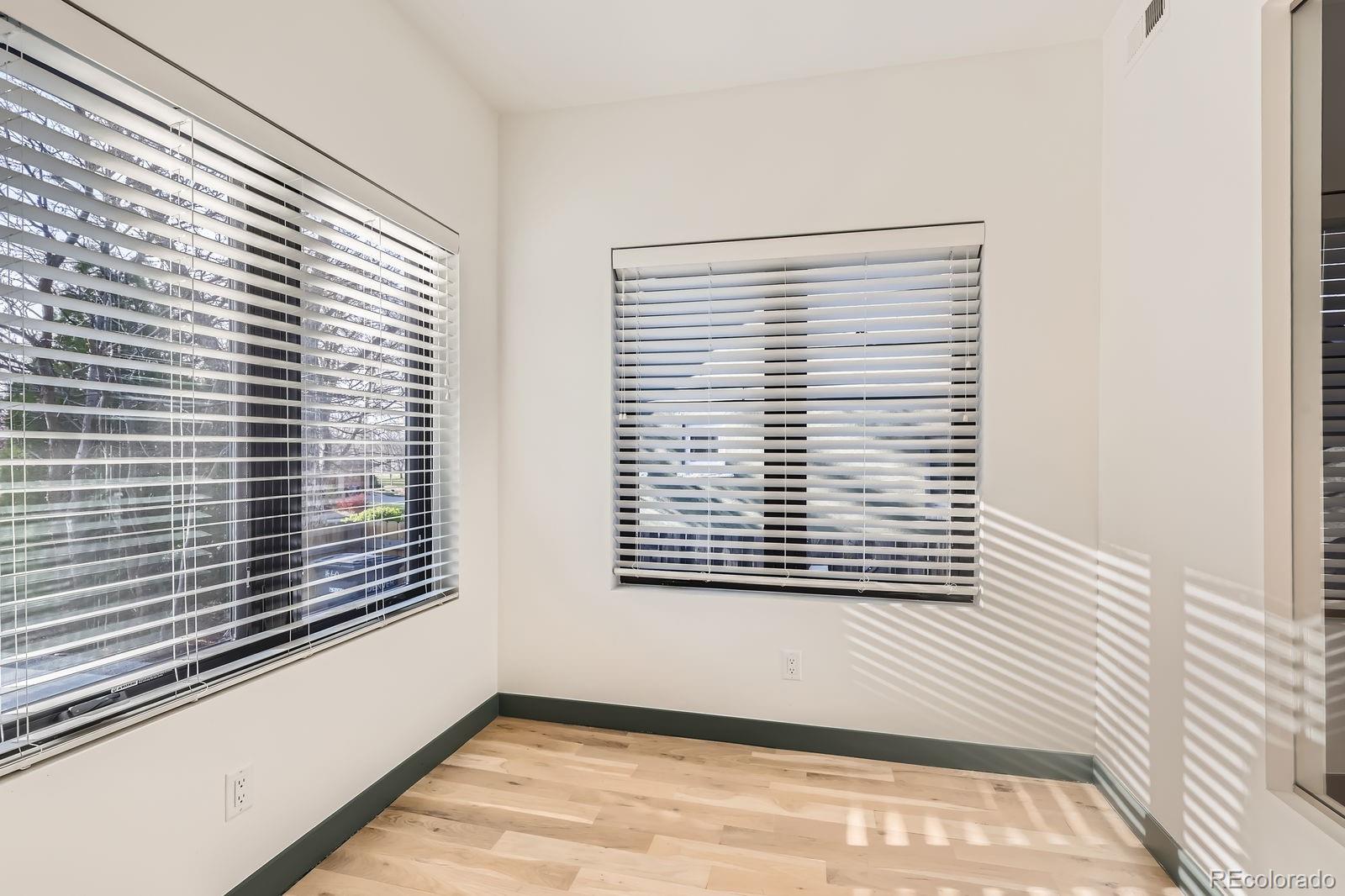 MLS Image #10 for 1660  utica street,denver, Colorado