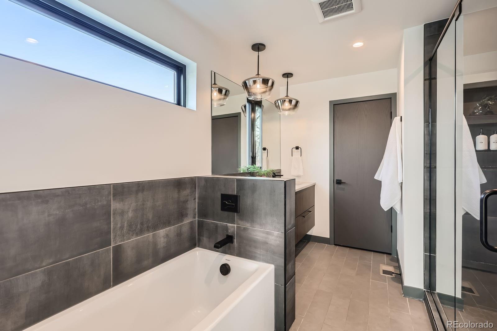 MLS Image #15 for 1660  utica street,denver, Colorado