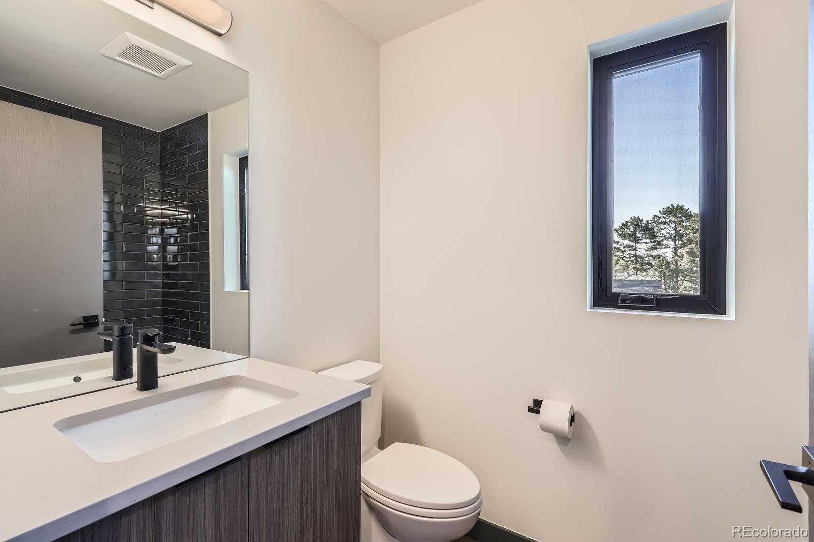 MLS Image #23 for 1660  utica street,denver, Colorado