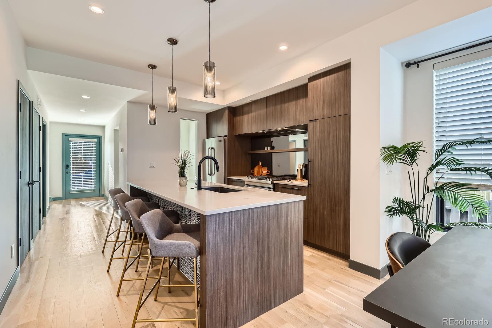 MLS Image #6 for 1660  utica street,denver, Colorado