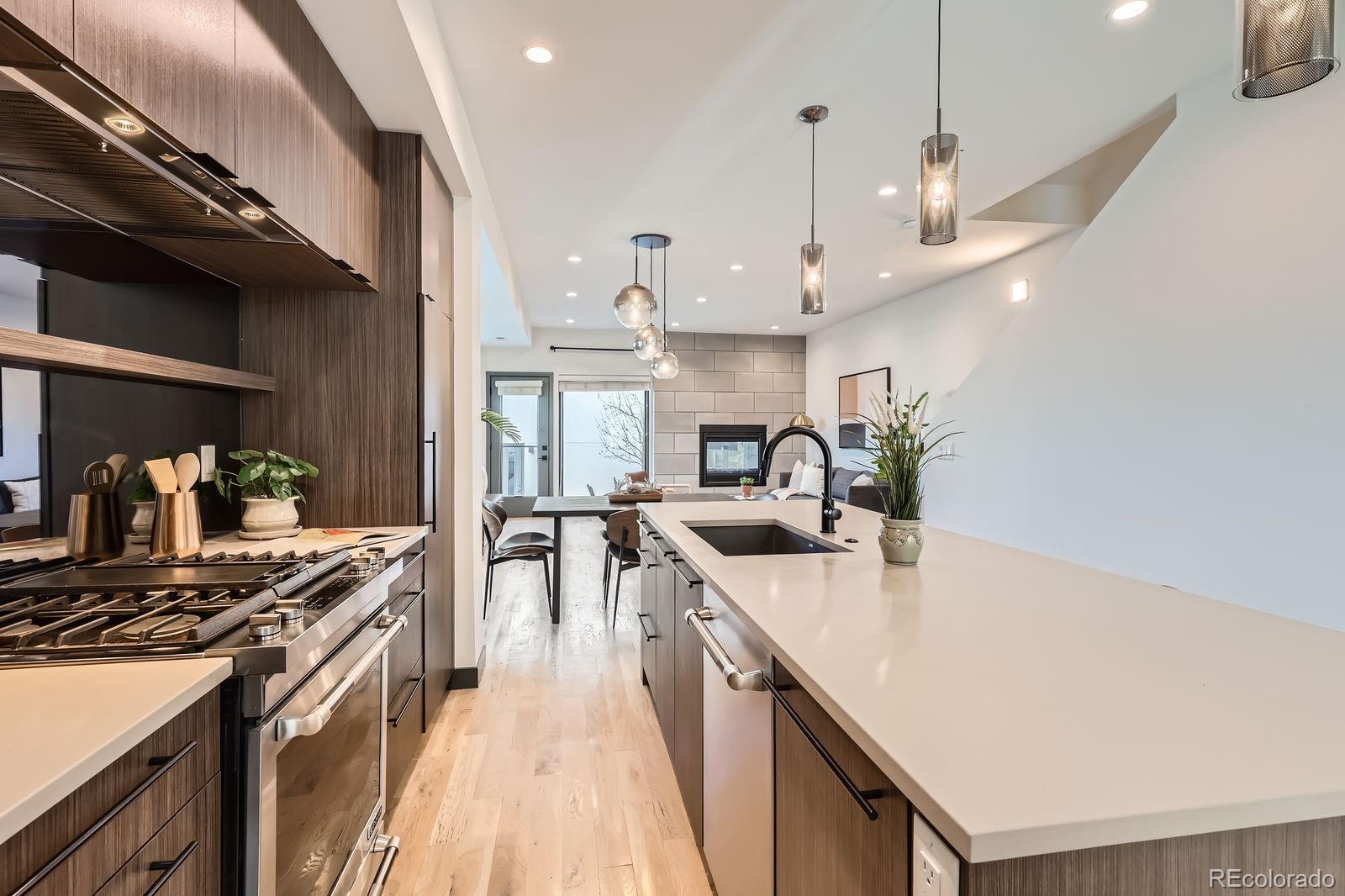 MLS Image #7 for 1660  utica street,denver, Colorado