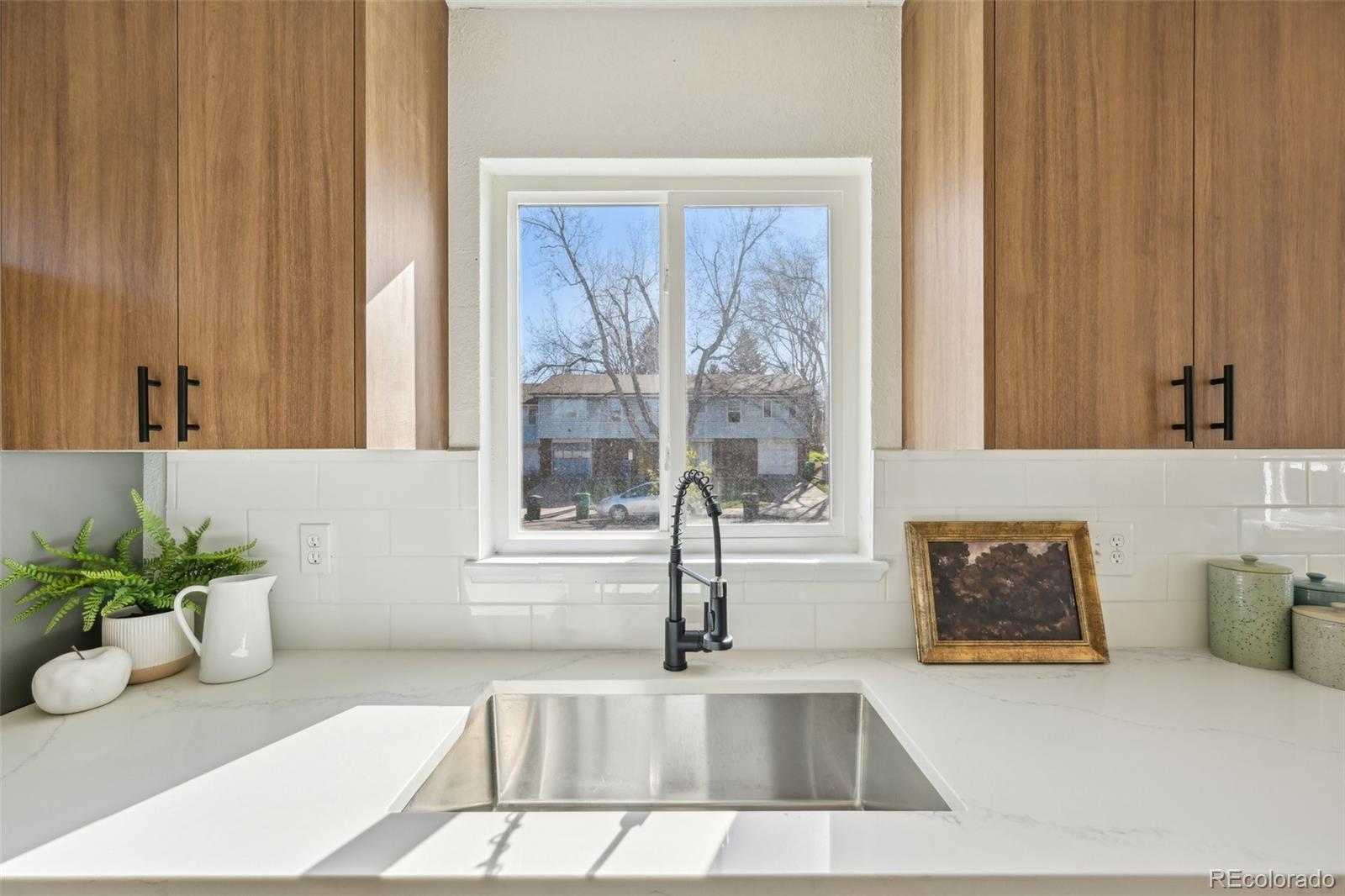 MLS Image #2 for 2293 s sherman street,denver, Colorado