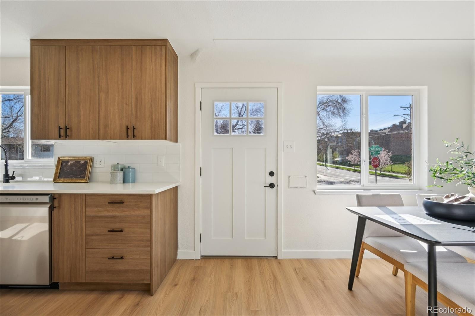MLS Image #7 for 2293 s sherman street,denver, Colorado