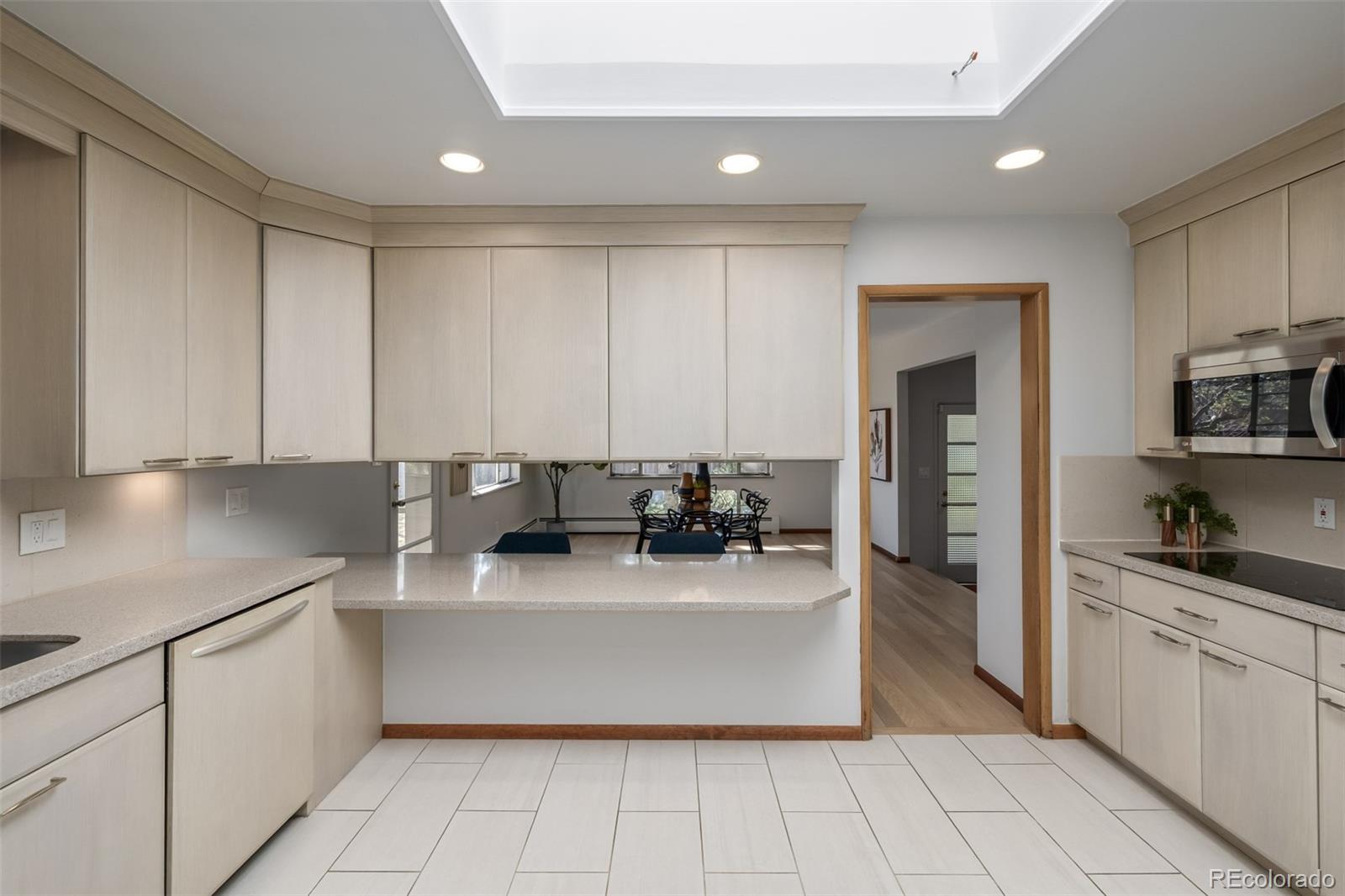 MLS Image #15 for 55  dexter street,denver, Colorado