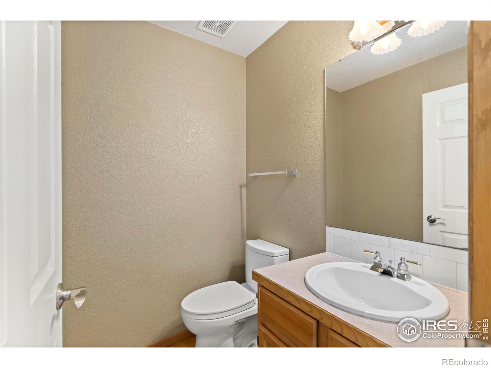 MLS Image #3 for 4924  bluestem court,fort collins, Colorado
