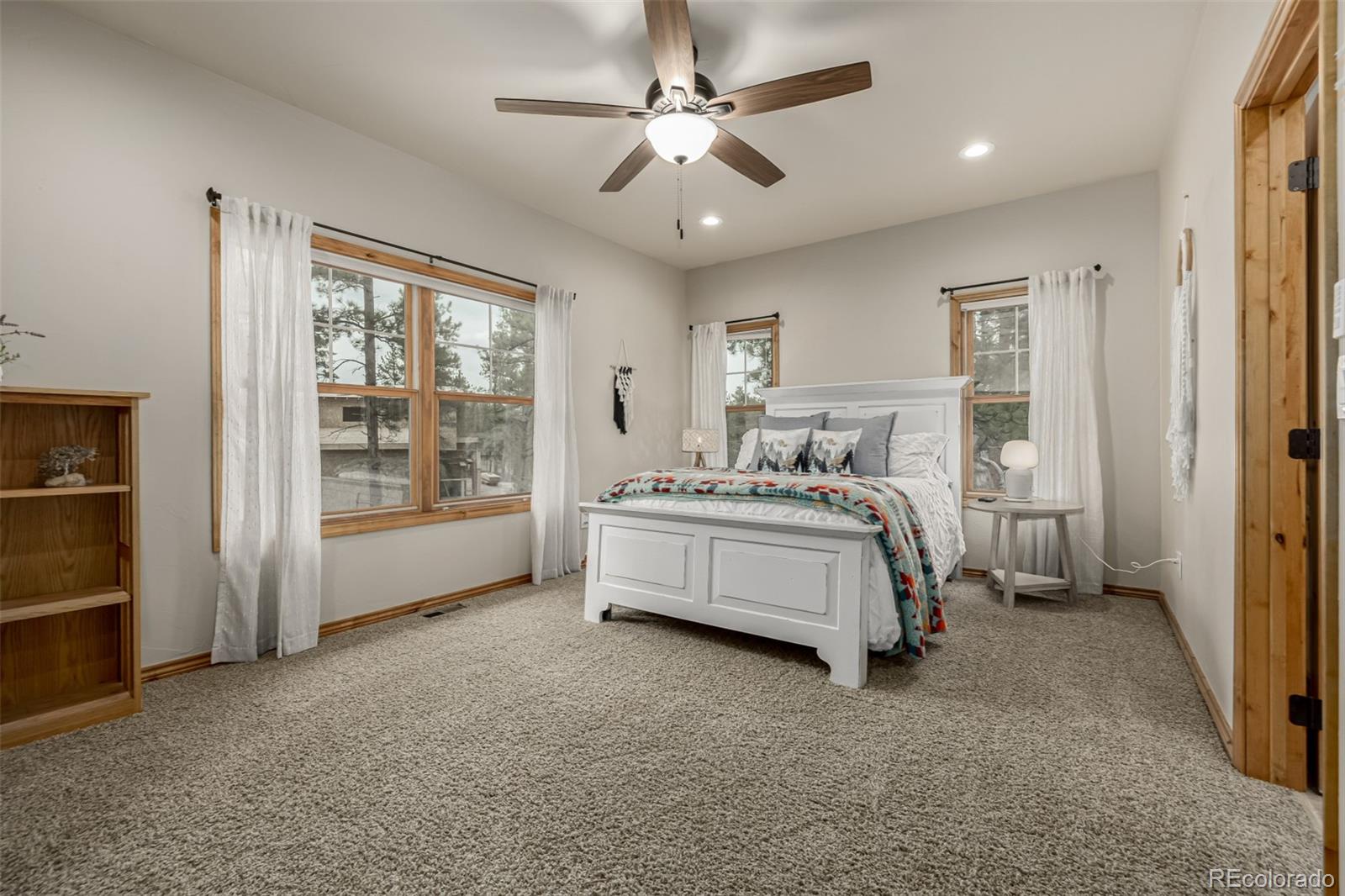 MLS Image #18 for 1485  gore circle,larkspur, Colorado