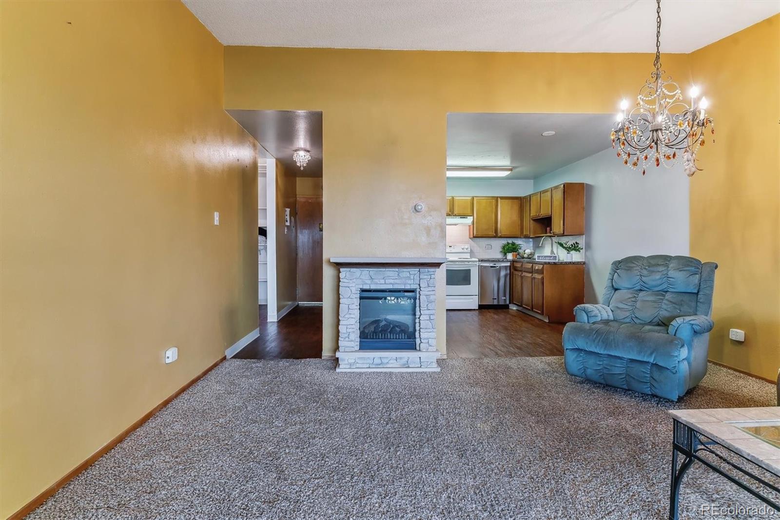 MLS Image #4 for 750 s alton way,denver, Colorado