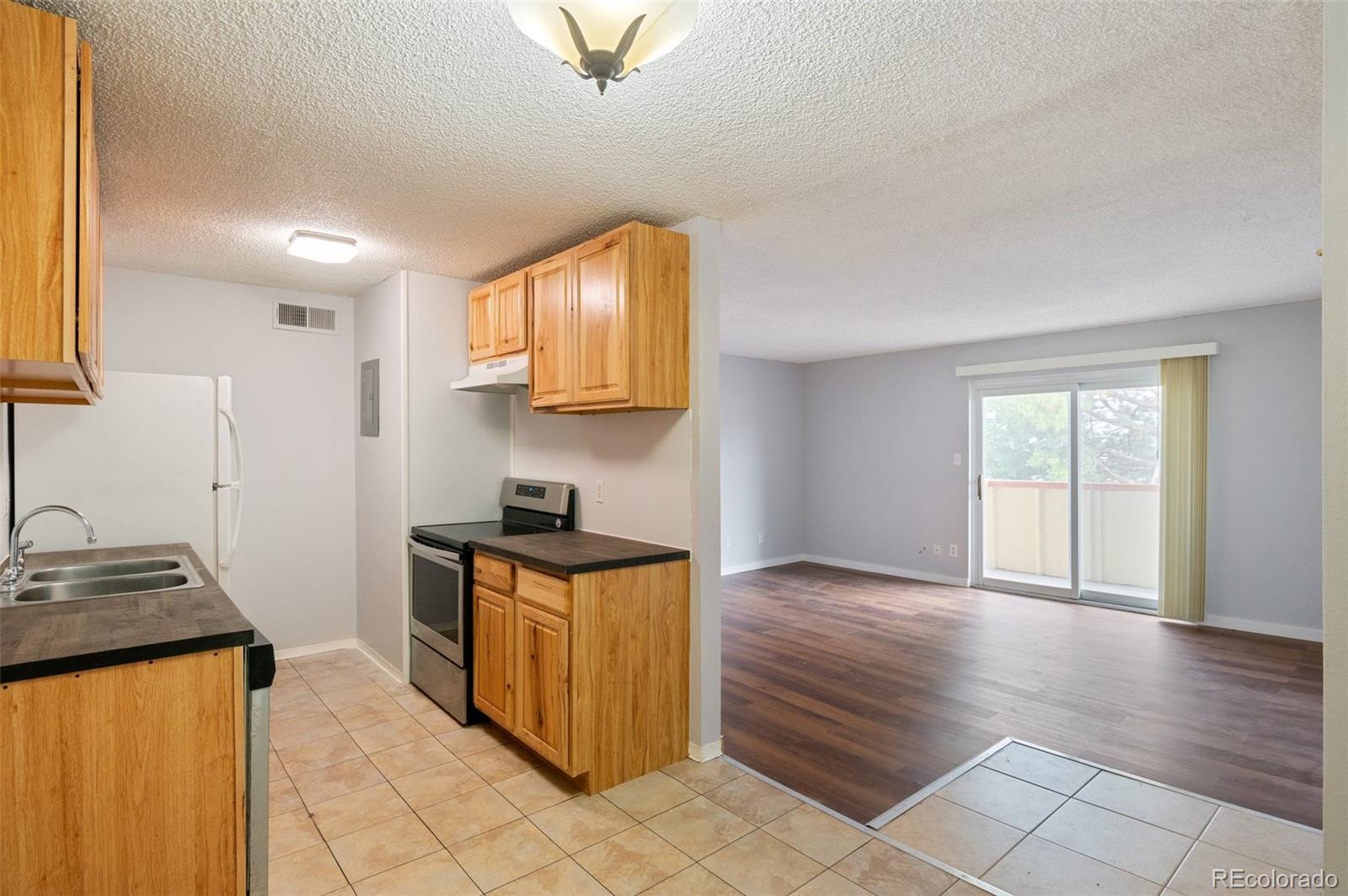 MLS Image #6 for 10211  ura lane,thornton, Colorado