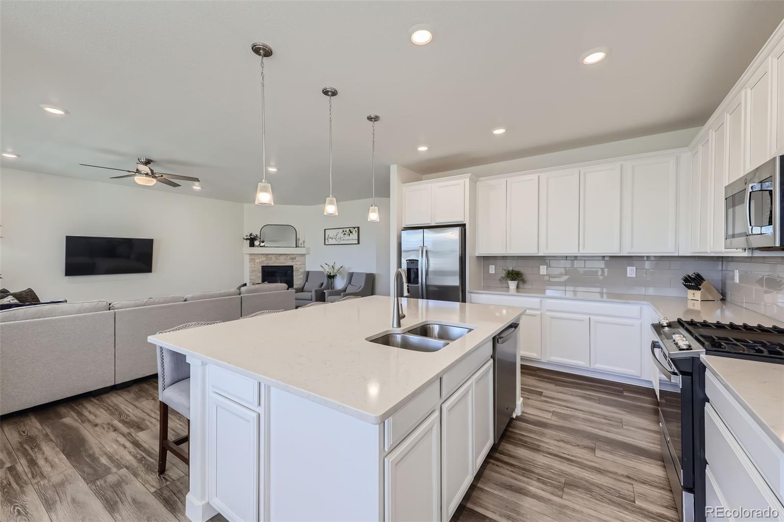 MLS Image #11 for 16308  saint paul street,thornton, Colorado