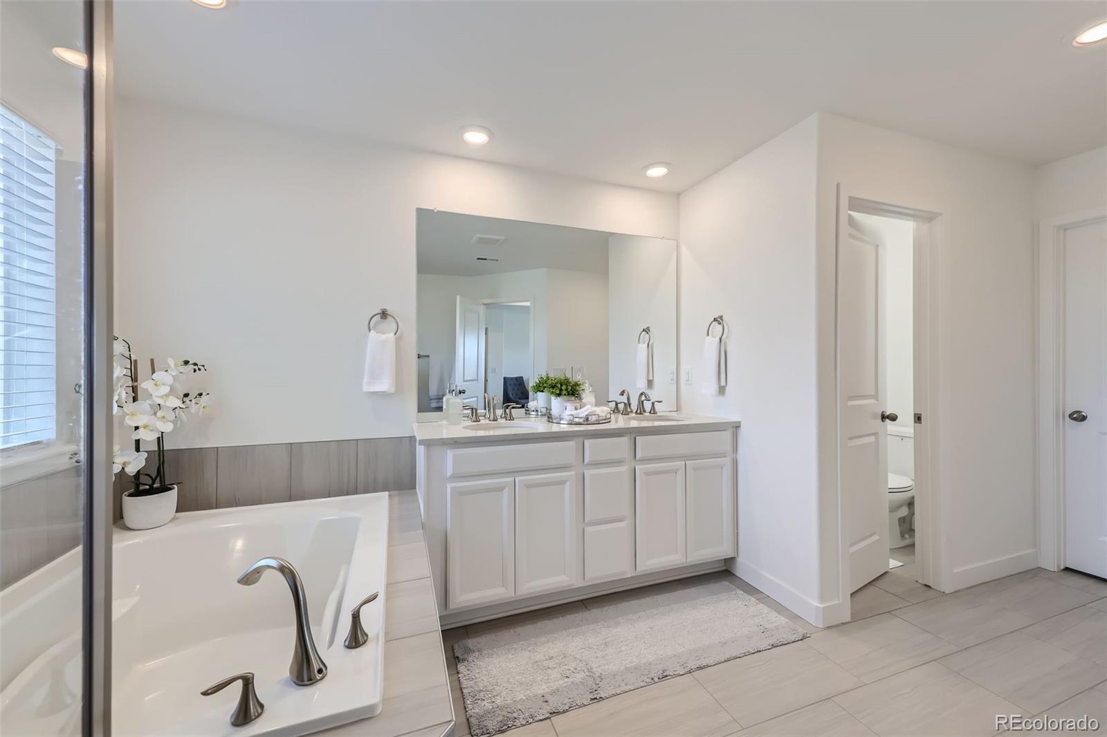 MLS Image #17 for 16308  saint paul street,thornton, Colorado