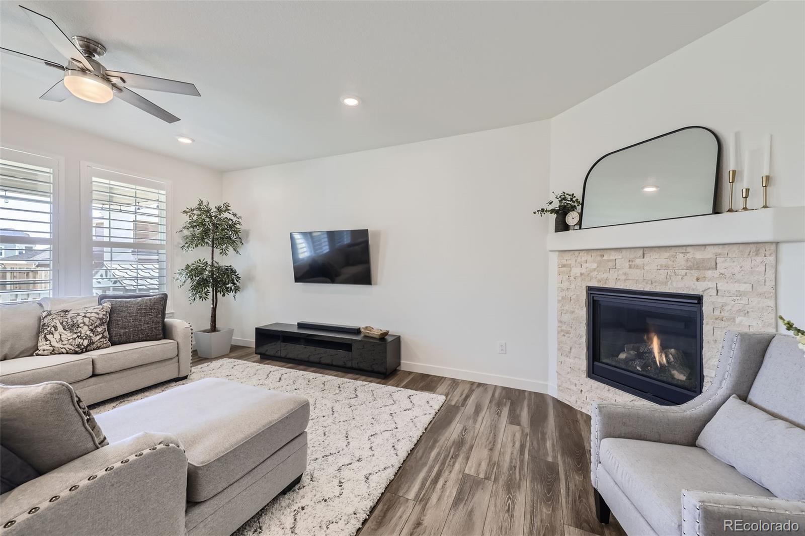 MLS Image #5 for 16308  saint paul street,thornton, Colorado