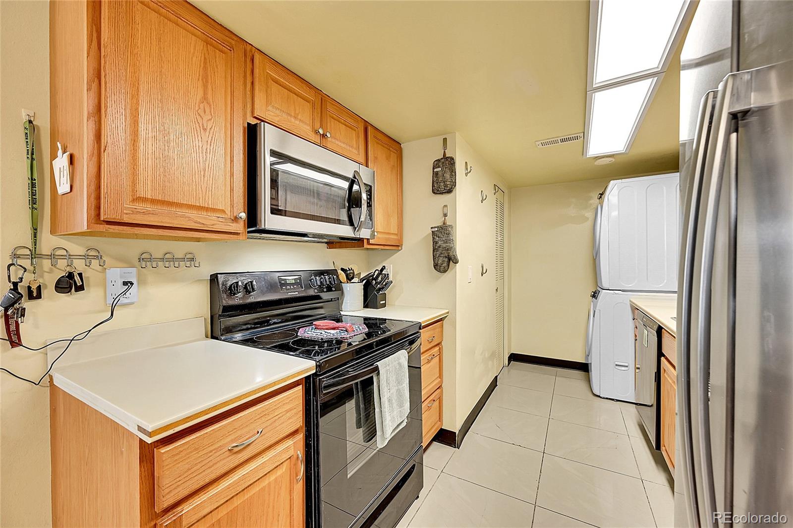MLS Image #11 for 1212 s uvalda street,aurora, Colorado