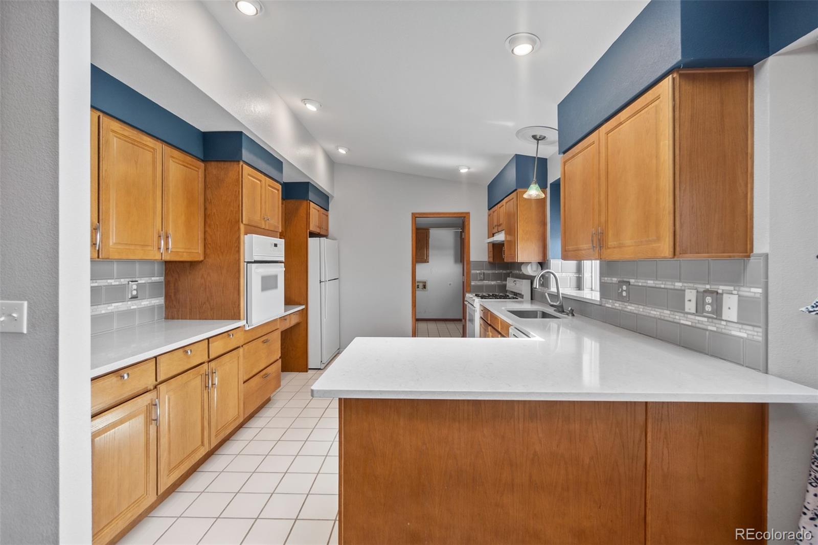 MLS Image #10 for 37178  pheasant run,elizabeth, Colorado