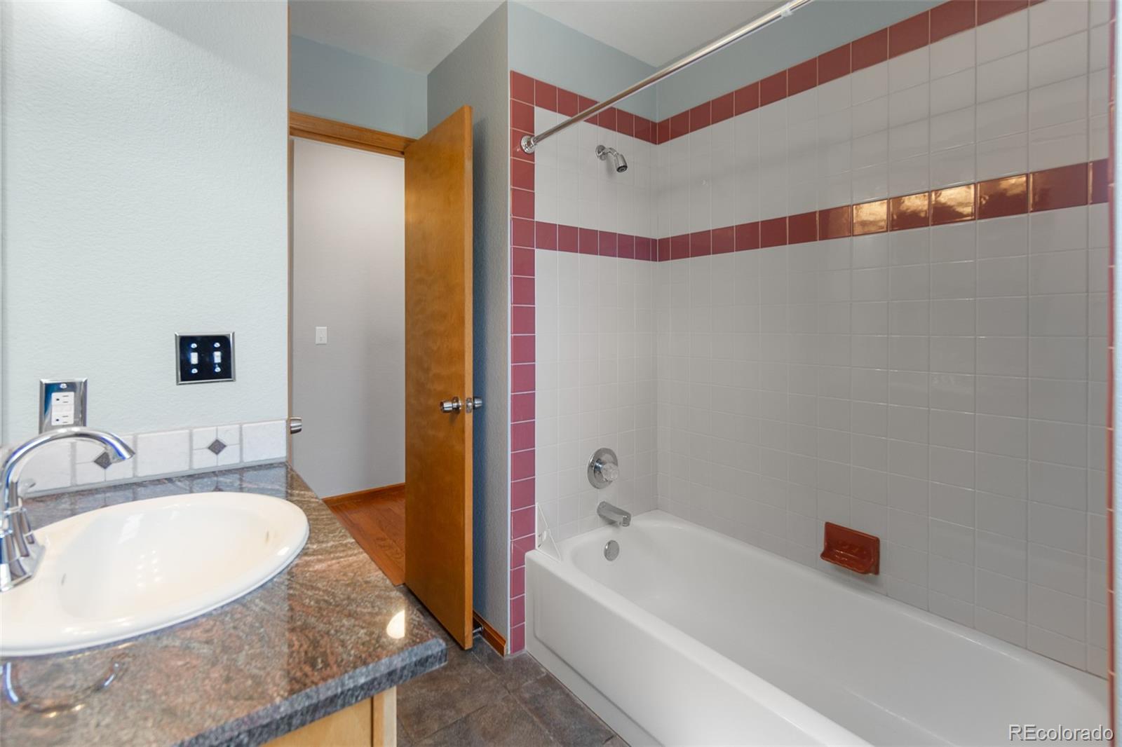 MLS Image #18 for 37178  pheasant run,elizabeth, Colorado