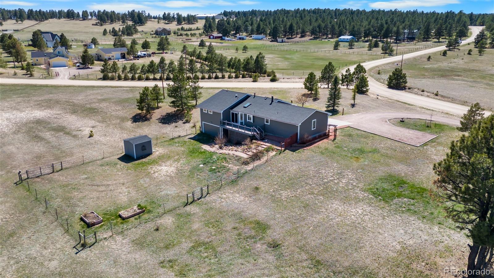 MLS Image #3 for 37178  pheasant run,elizabeth, Colorado