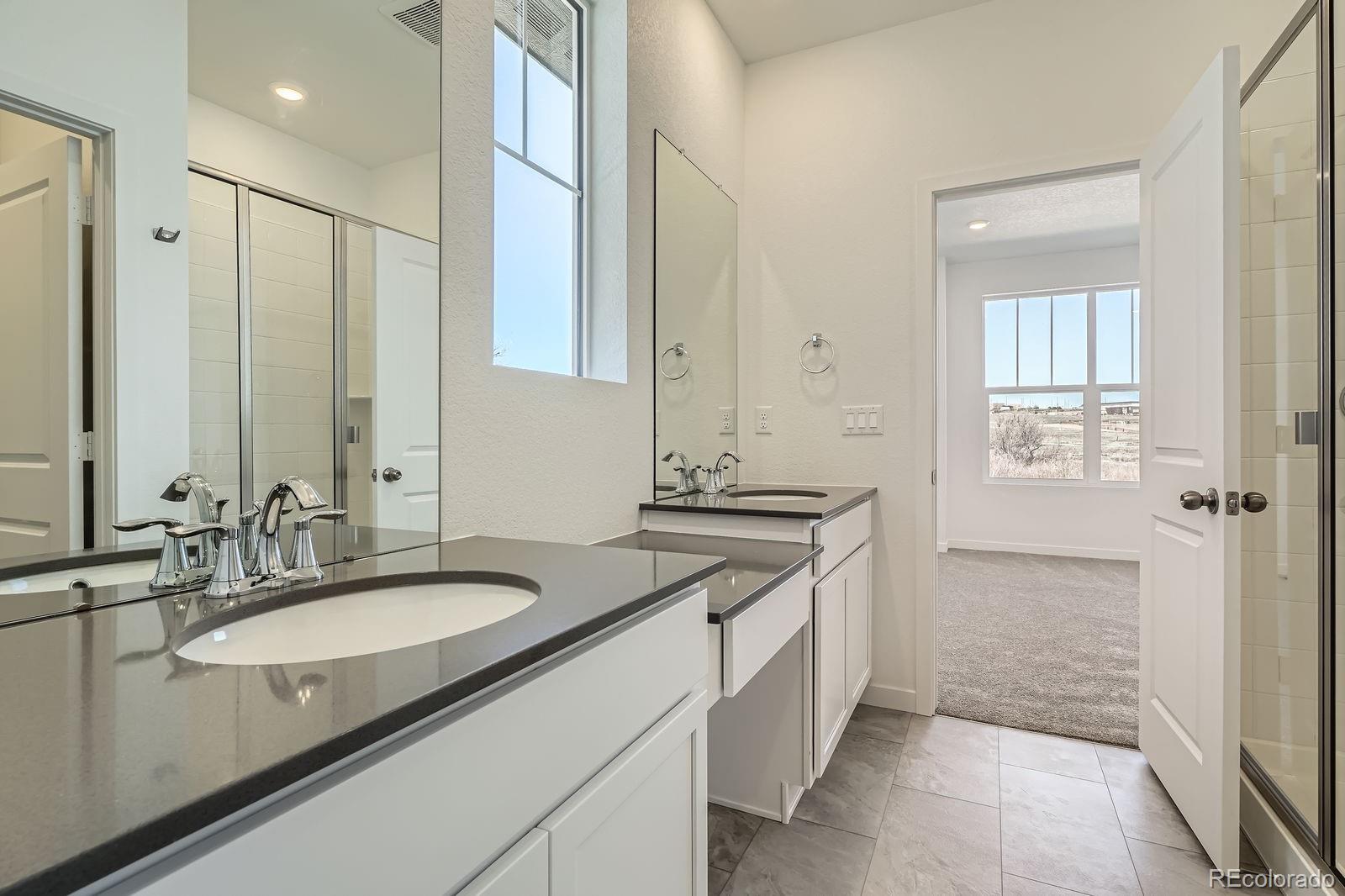 MLS Image #6 for 917 w beverly street,elizabeth, Colorado