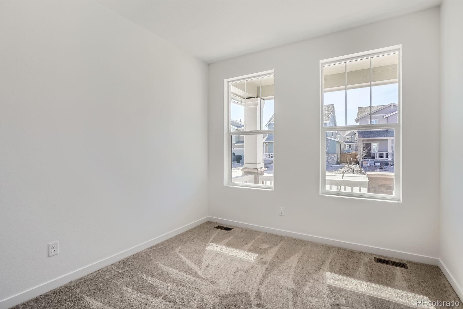 MLS Image #8 for 917 w beverly street,elizabeth, Colorado