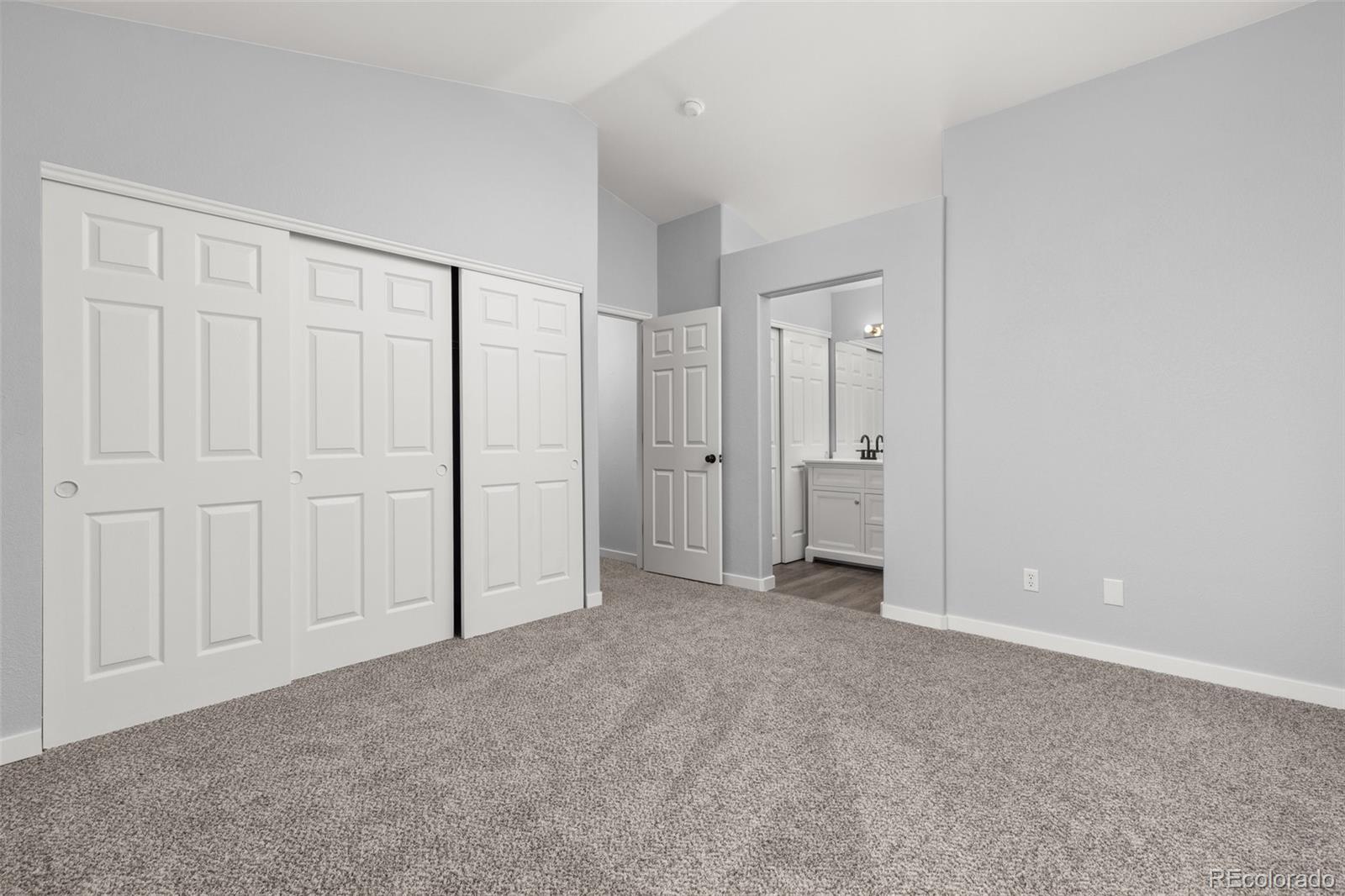 MLS Image #16 for 1236 s chester court,denver, Colorado