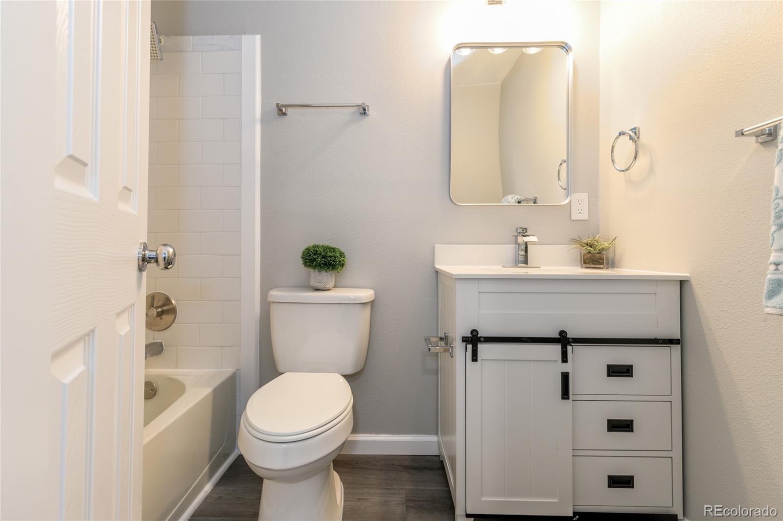 MLS Image #15 for 10001 e evans avenue,aurora, Colorado