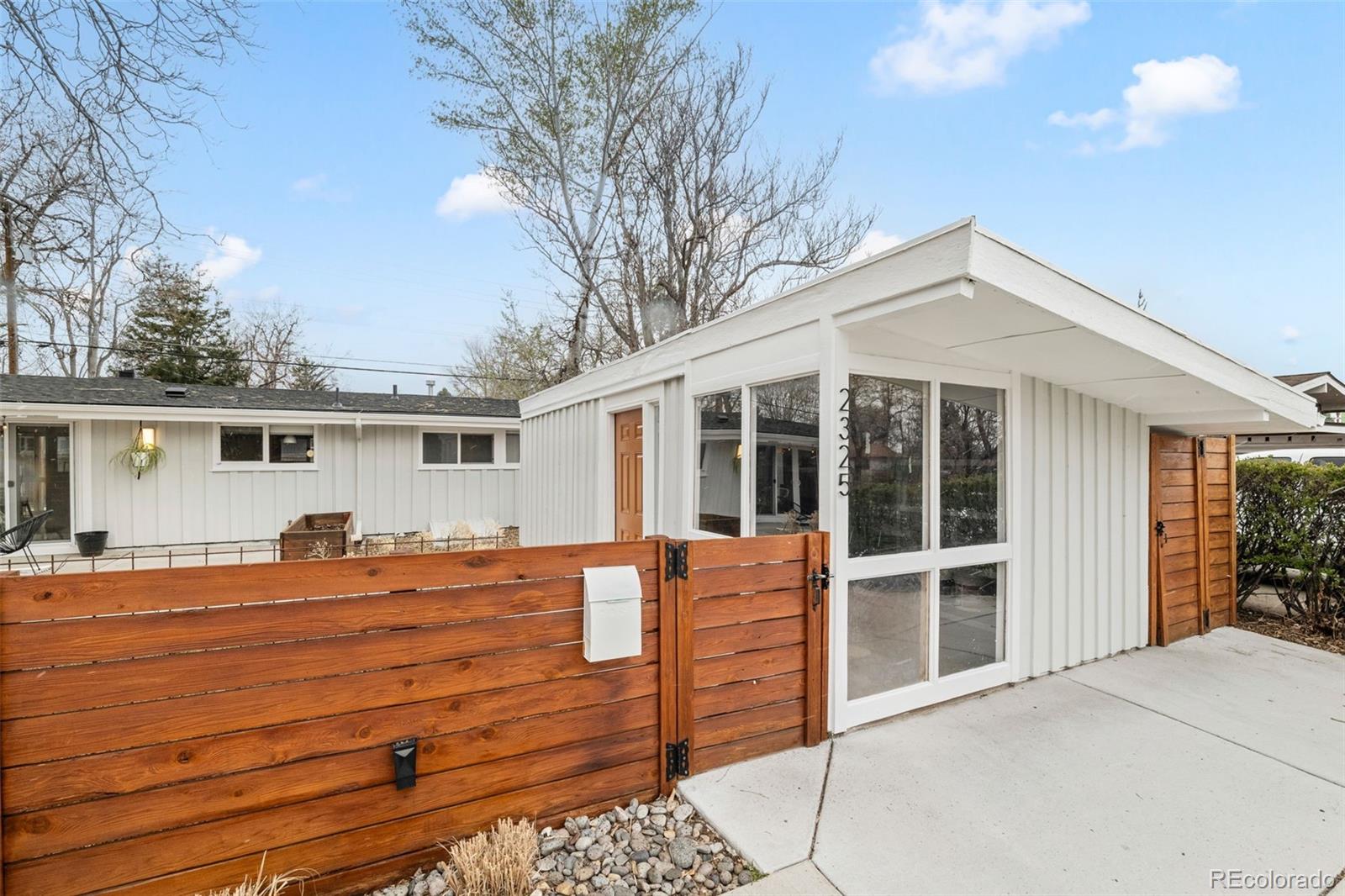 MLS Image #3 for 2325 s meade street,denver, Colorado